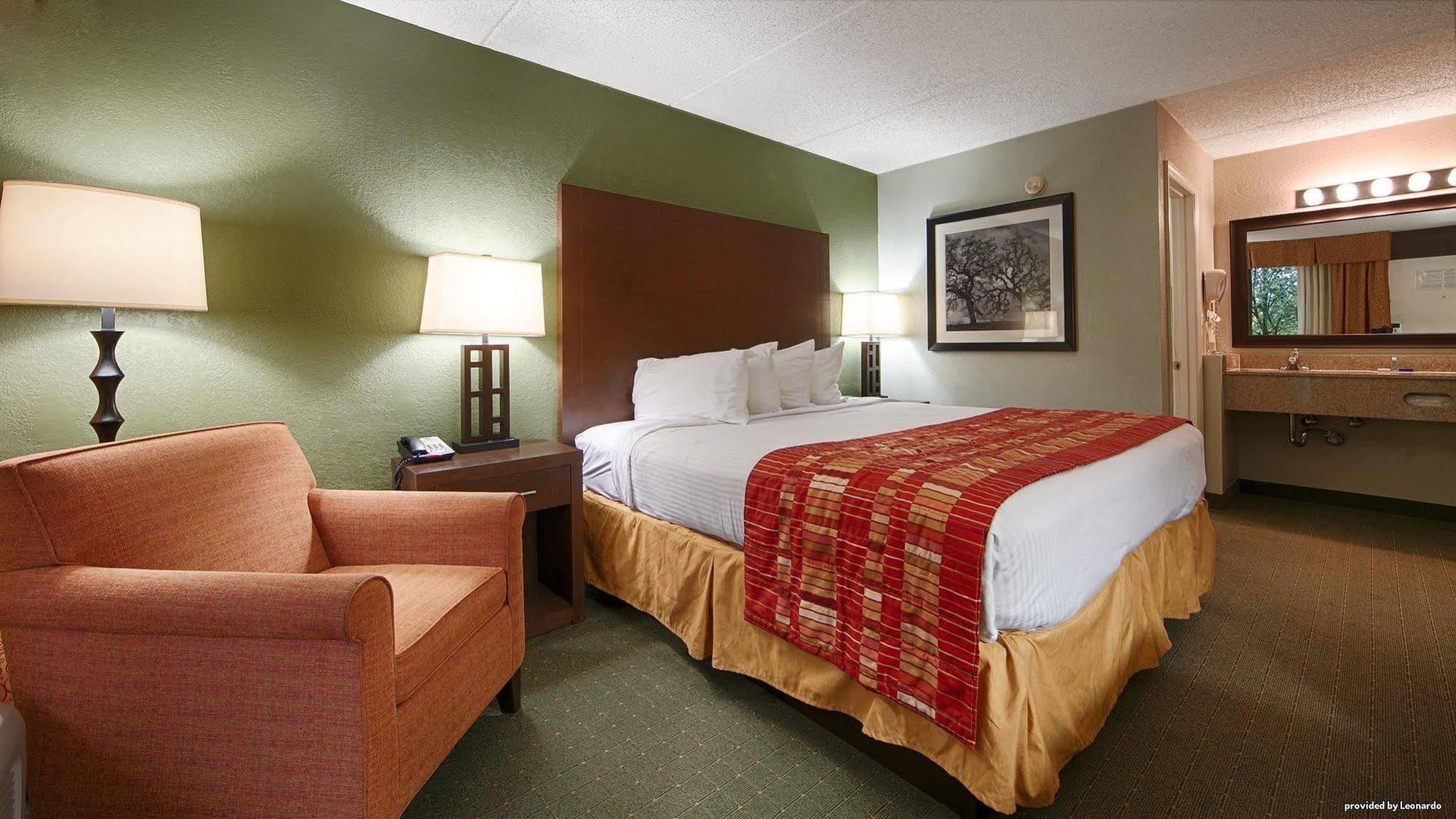 Quality Inn Columbus Near Fort Benning Extérieur photo