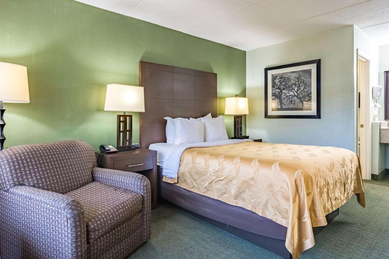Quality Inn Columbus Near Fort Benning Extérieur photo